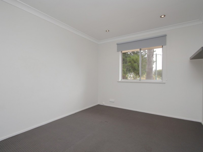 30 Clovertree Street, Maddington WA 6109