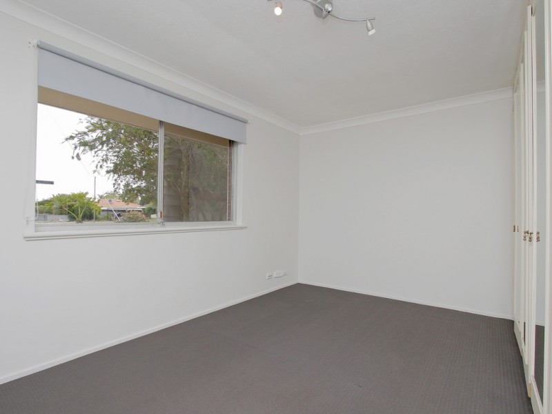 30 Clovertree Street, Maddington WA 6109