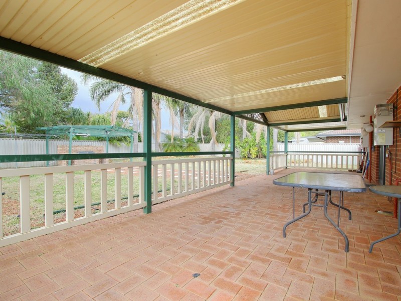 30 Clovertree Street, Maddington WA 6109