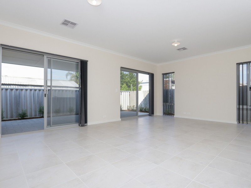 39B Saturn Street, Beckenham WA 6107