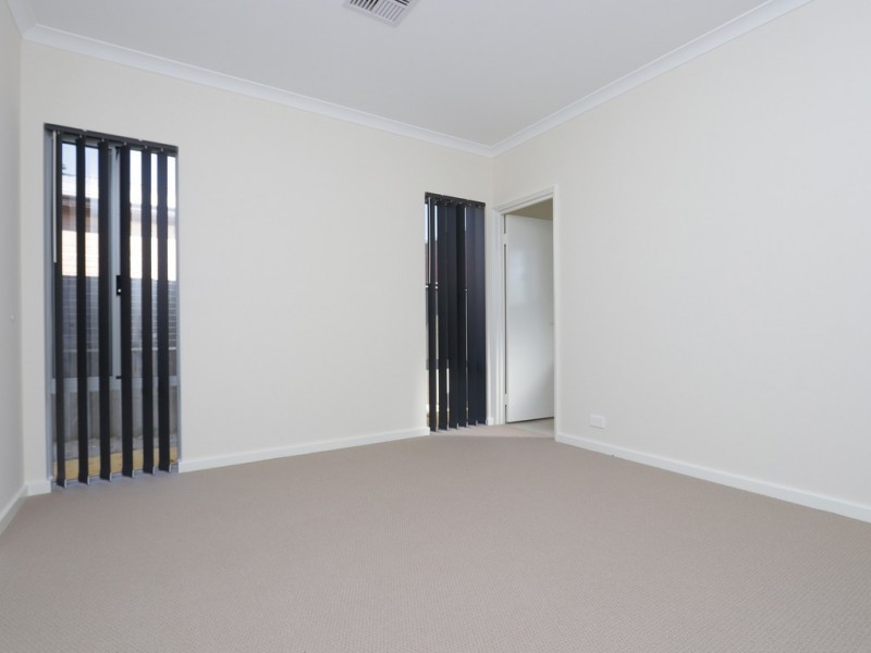 39B Saturn Street, Beckenham WA 6107