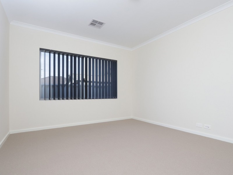 39B Saturn Street, Beckenham WA 6107