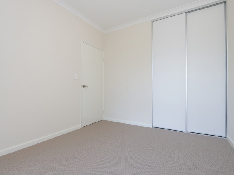 39B Saturn Street, Beckenham WA 6107