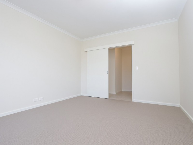39B Saturn Street, Beckenham WA 6107