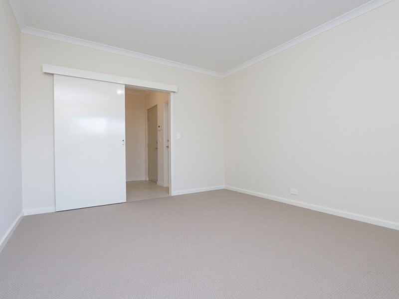 39B Saturn Street, Beckenham WA 6107