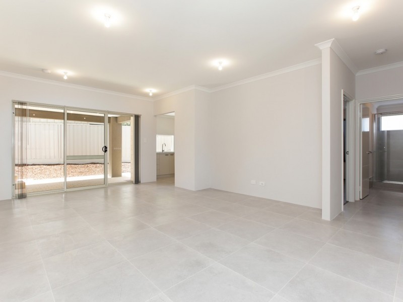 27B Farnham Street, Bentley WA 6102