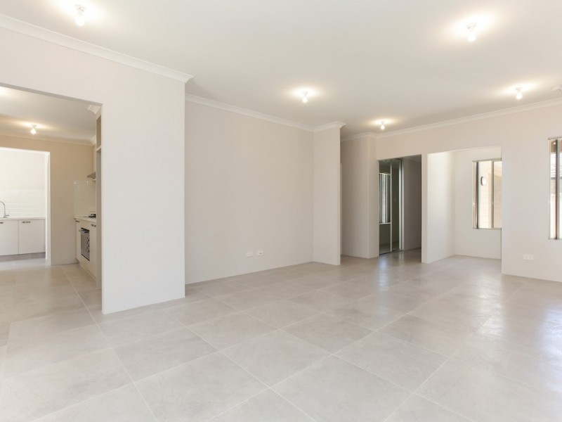 27B Farnham Street, Bentley WA 6102