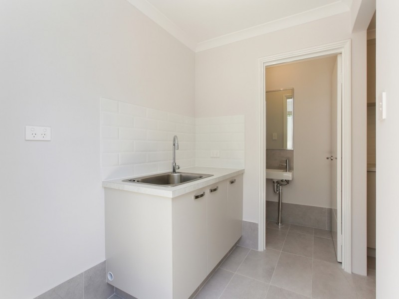 27B Farnham Street, Bentley WA 6102