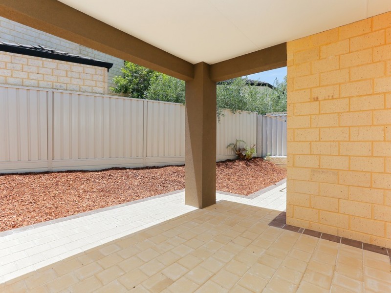 27B Farnham Street, Bentley WA 6102