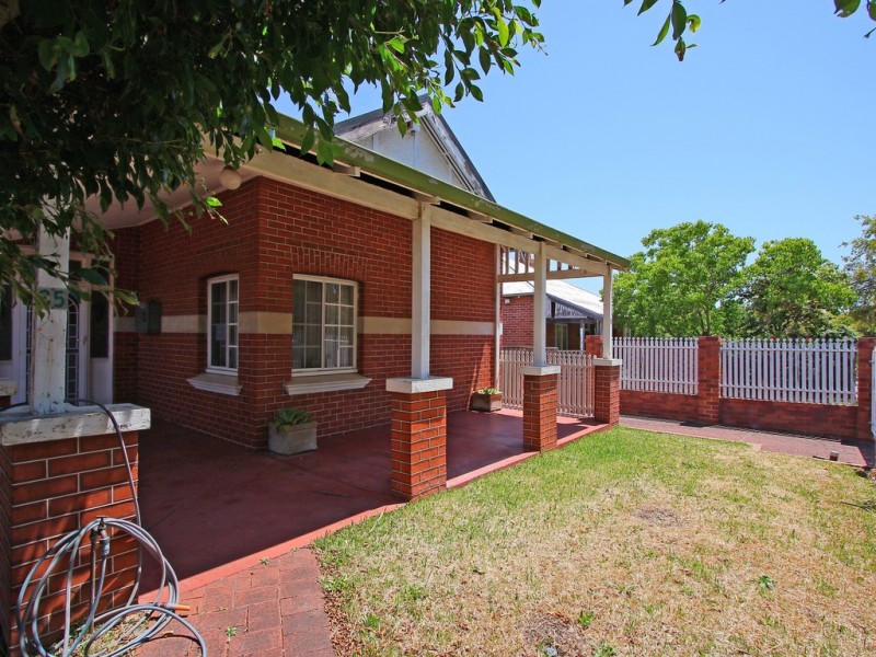 35 Kent Street, Victoria Park WA 6100
