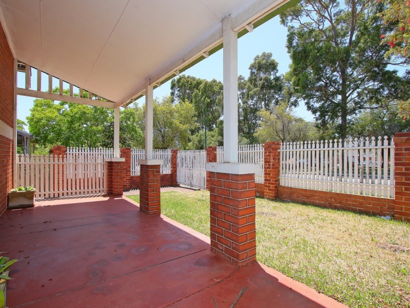 35 Kent Street, Victoria Park WA 6100