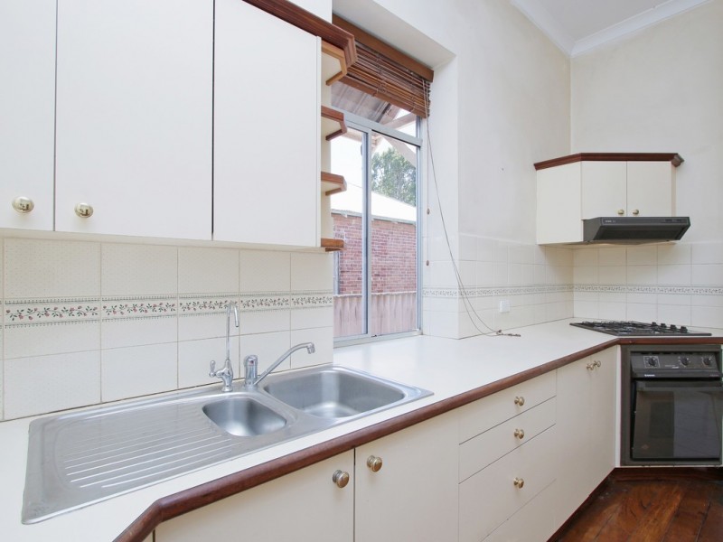 35 Kent Street, Victoria Park WA 6100