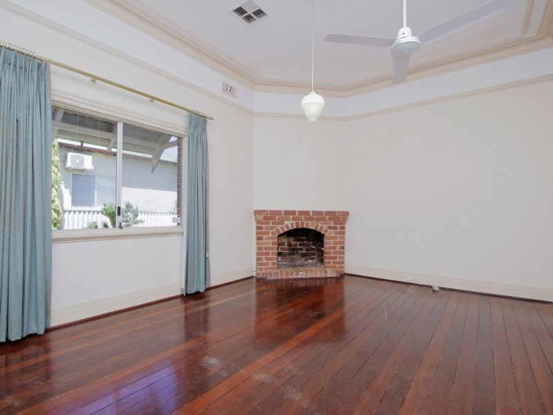 35 Kent Street, Victoria Park WA 6100