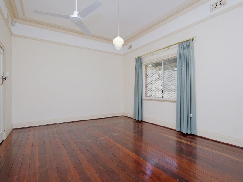 35 Kent Street, Victoria Park WA 6100