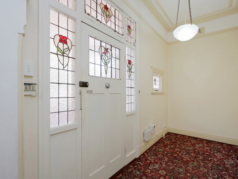 35 Kent Street, Victoria Park WA 6100