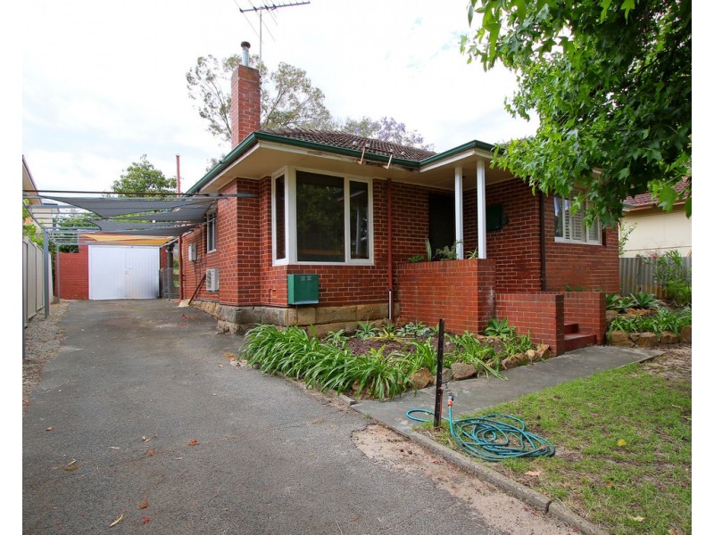 10 Abbott Way, Wilson WA 6107