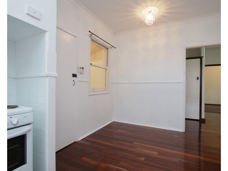 10 Abbott Way, Wilson WA 6107