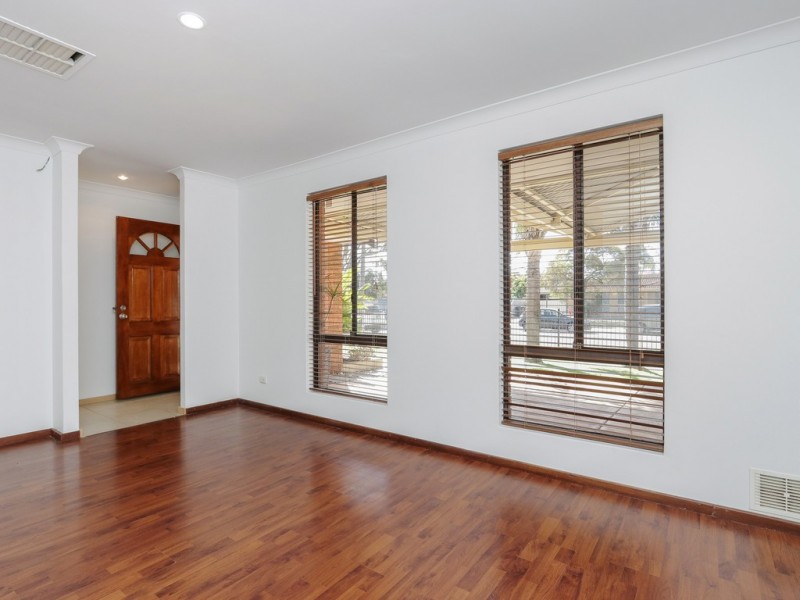 41 Sheoak Rd, Maddington WA 6109