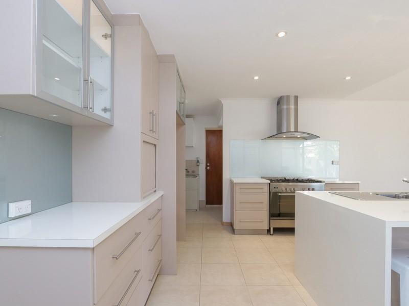 41 Sheoak Rd, Maddington WA 6109