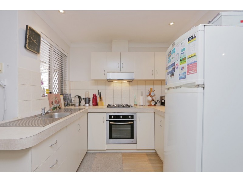 2/38 Woodloes Street, Cannington WA 6107