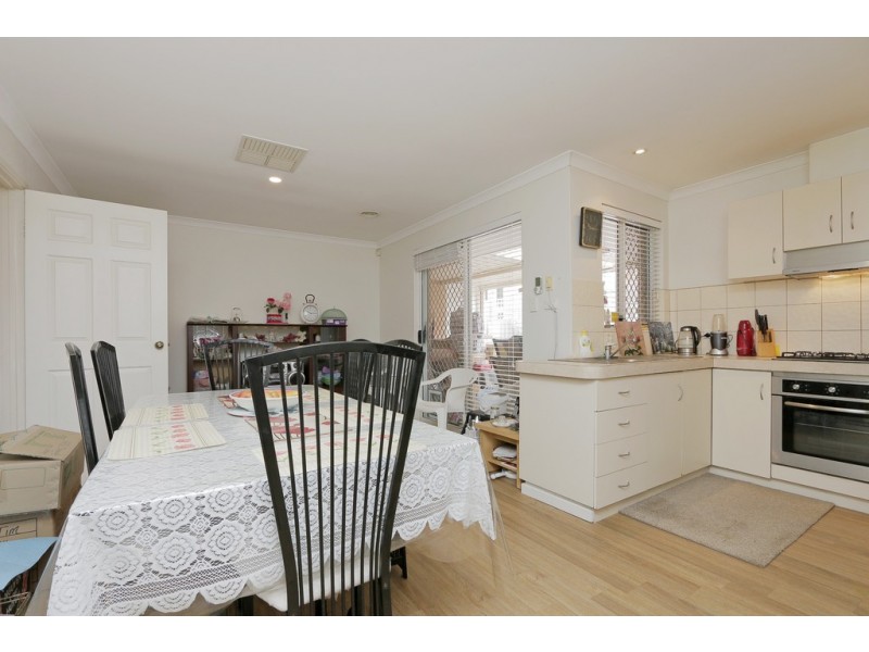 2/38 Woodloes Street, Cannington WA 6107