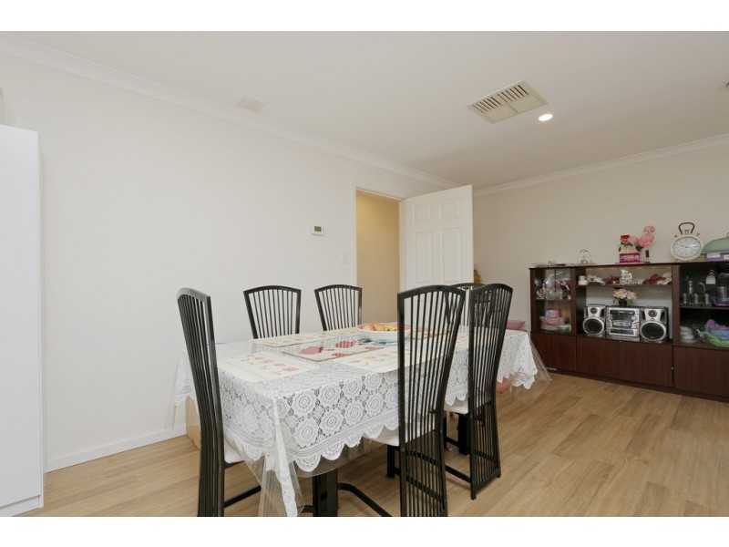 2/38 Woodloes Street, Cannington WA 6107