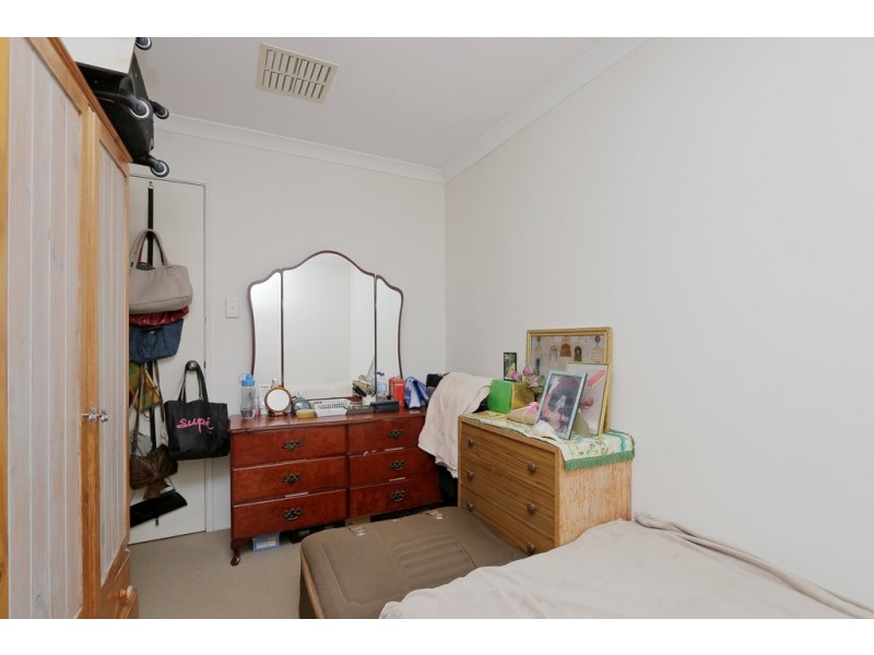 2/38 Woodloes Street, Cannington WA 6107