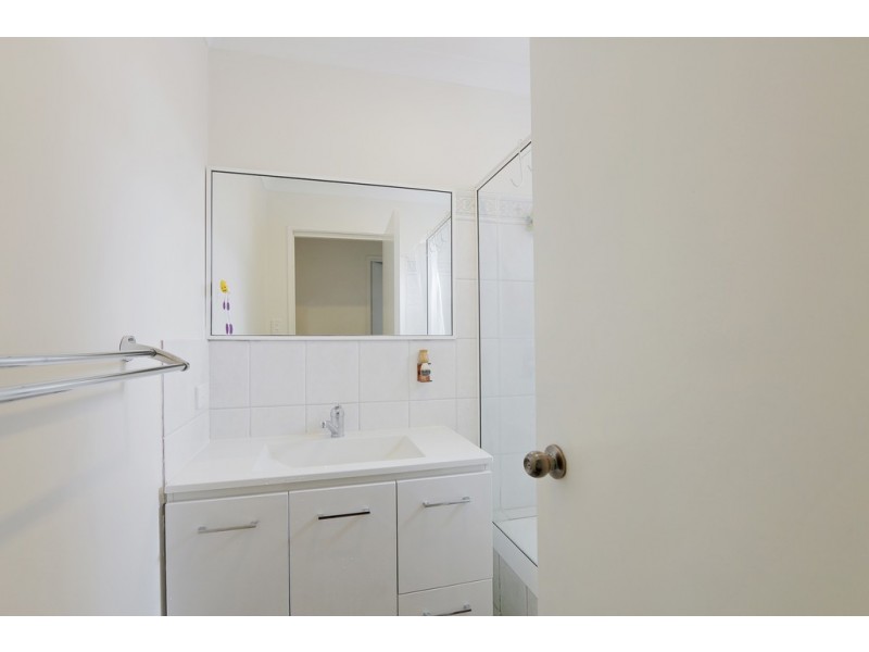 2/38 Woodloes Street, Cannington WA 6107