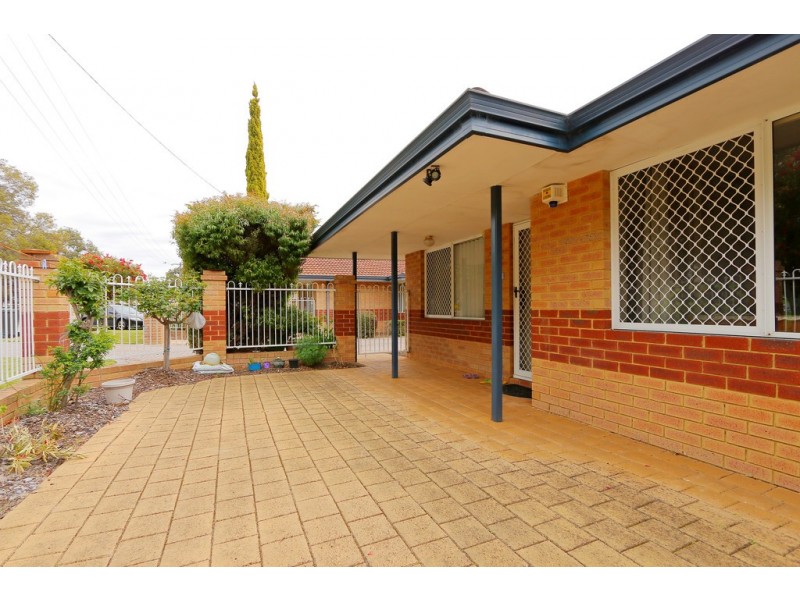 2/38 Woodloes Street, Cannington WA 6107