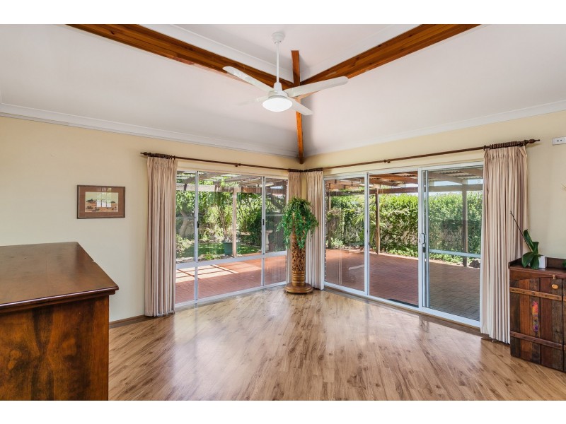 5 Redshank Close, East Cannington WA 6107