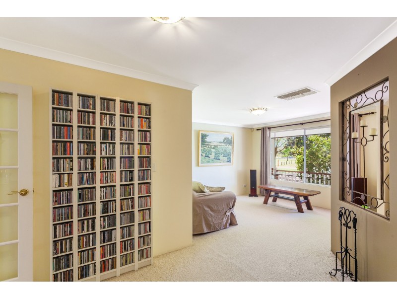 5 Redshank Close, East Cannington WA 6107