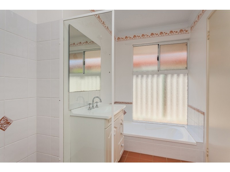 5 Redshank Close, East Cannington WA 6107