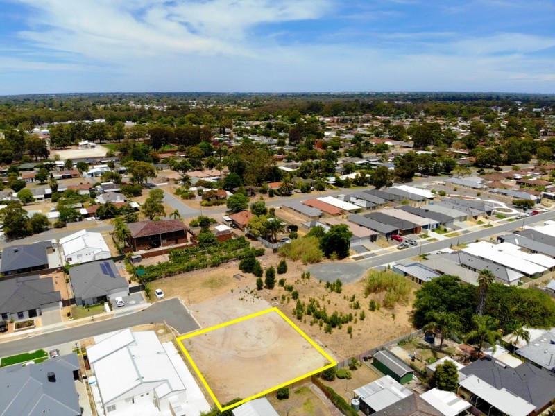 23 Hazelwood Road, Maddington WA 6109