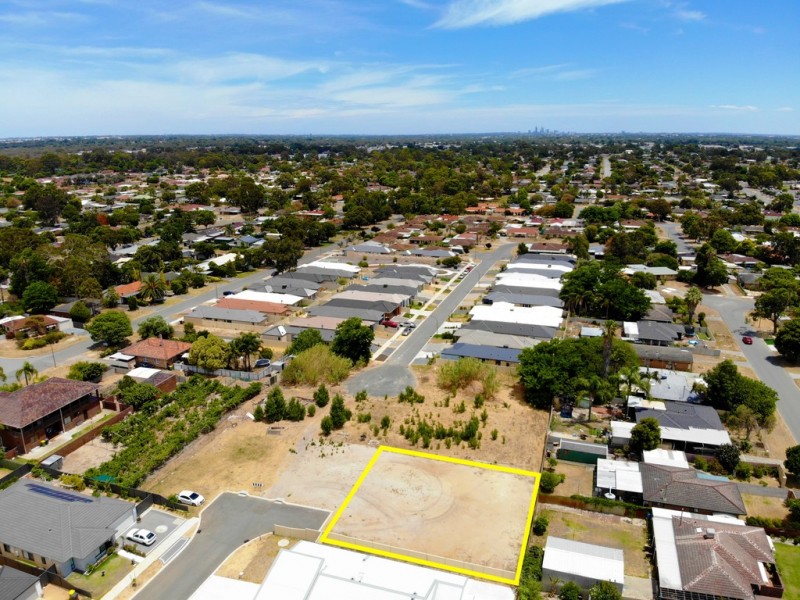 23 Hazelwood Road, Maddington WA 6109