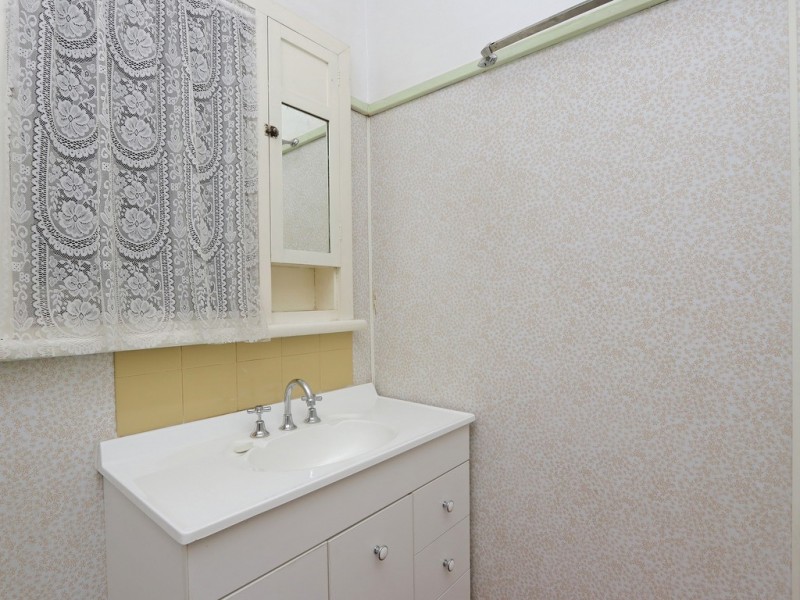 45 Jubilee Street, Beckenham WA 6107