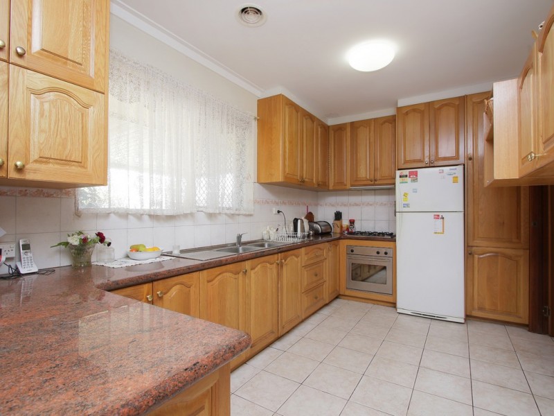 5 Stonehouse Crescent, Bentley WA 6102