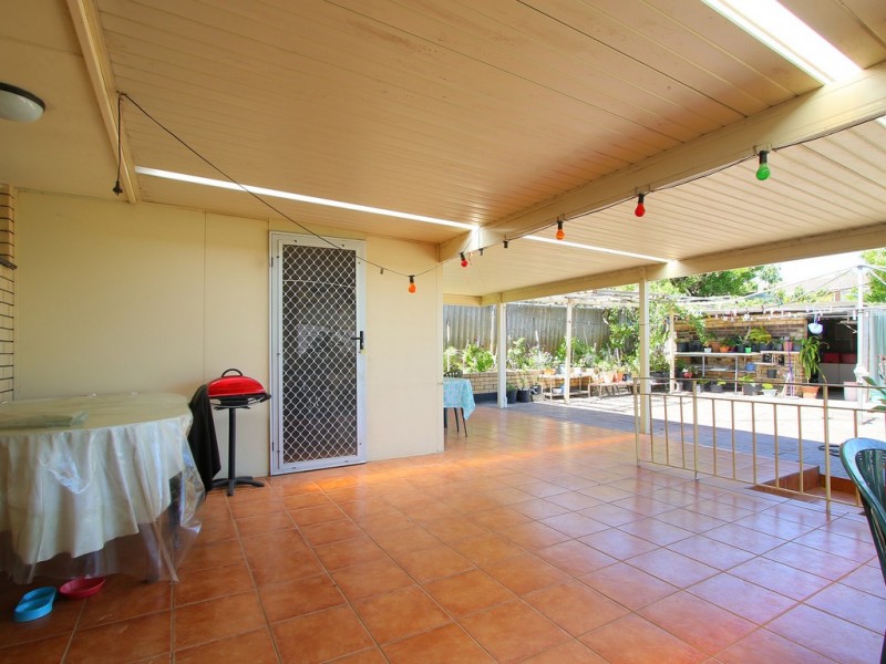 5 Stonehouse Crescent, Bentley WA 6102