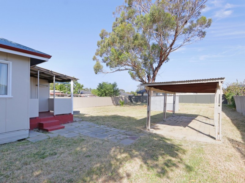 76 Jubilee Street, Beckenham WA 6107