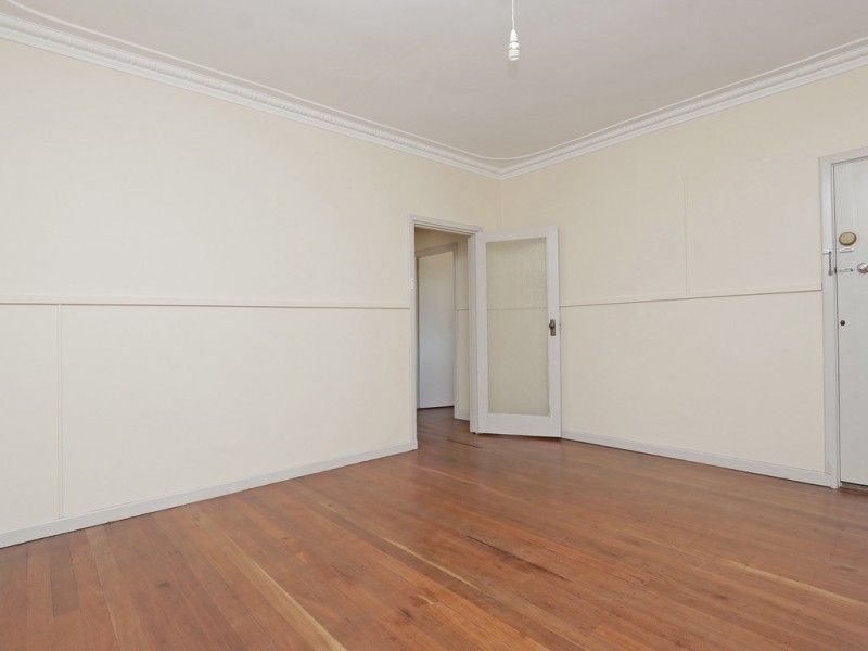 76 Jubilee Street, Beckenham WA 6107