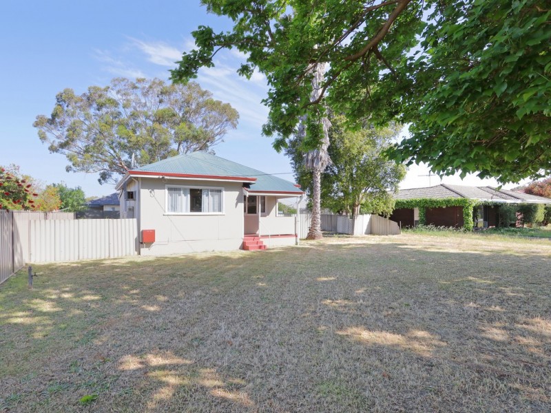 76 Jubilee Street, Beckenham WA 6107