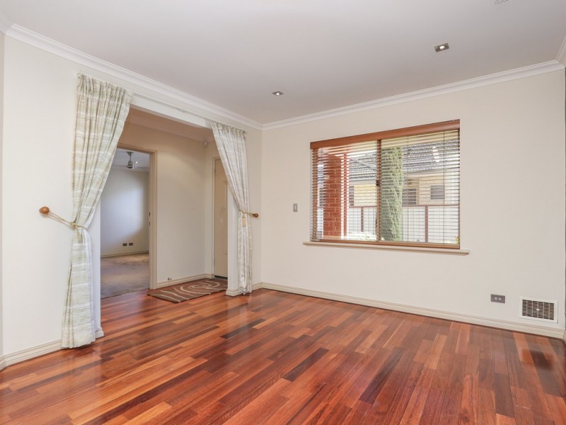 13/105 Bickley Road, Beckenham WA 6107
