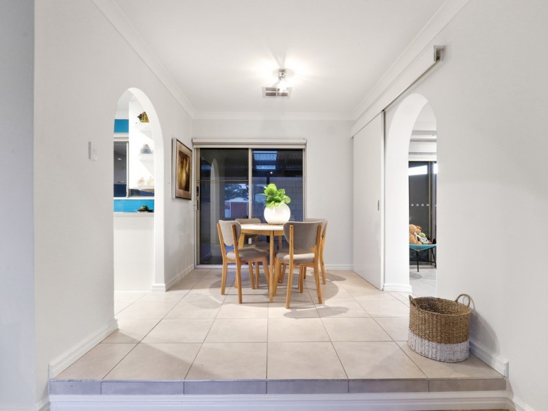 13 Bow Street, Wilson WA 6107