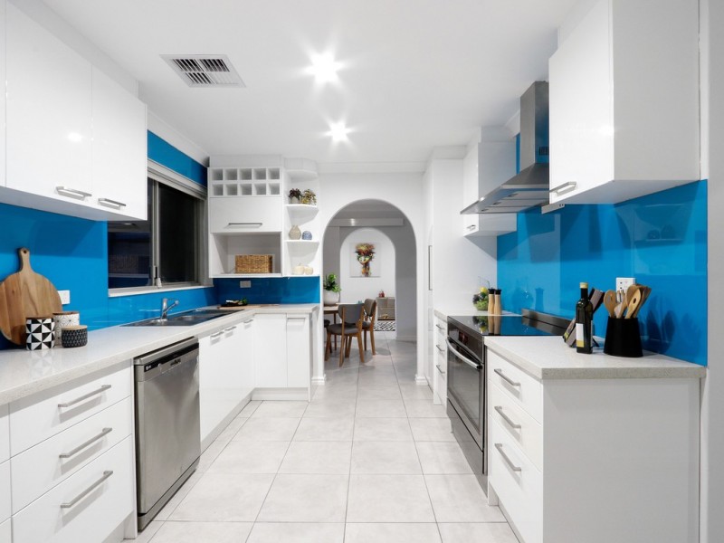 13 Bow Street, Wilson WA 6107