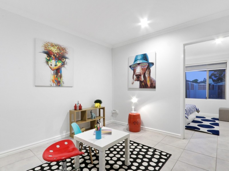 13 Bow Street, Wilson WA 6107