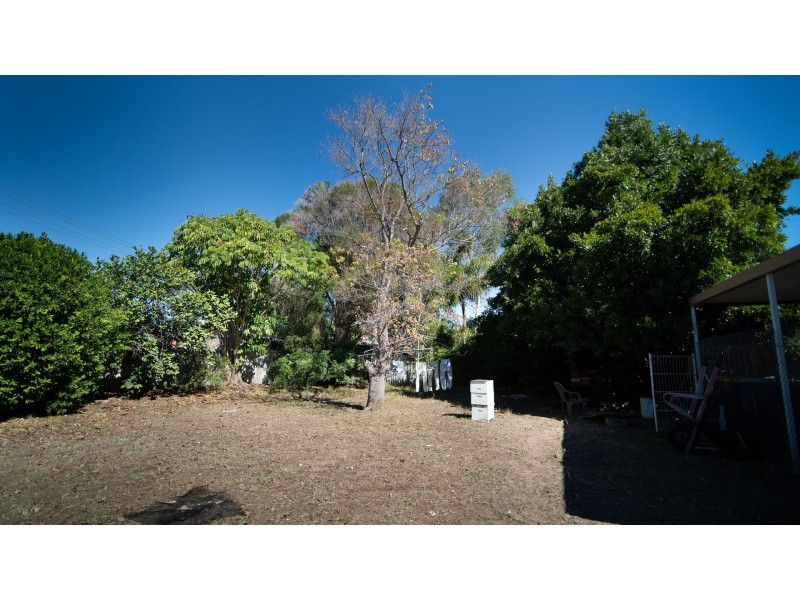 2 Mitchell Crescent, Middle Swan WA 6056