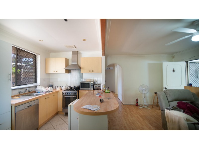 2 Mitchell Crescent, Middle Swan WA 6056