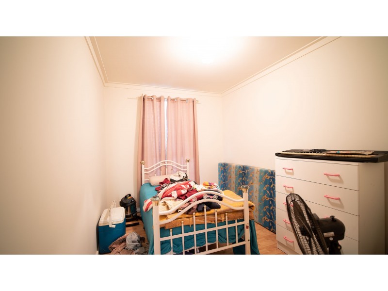 2 Mitchell Crescent, Middle Swan WA 6056