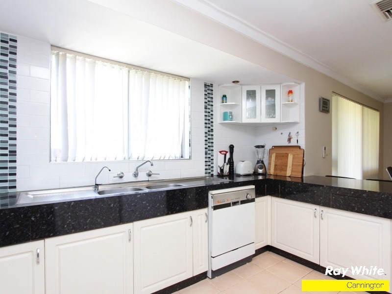 23 Danohill Street, Huntingdale WA 6110