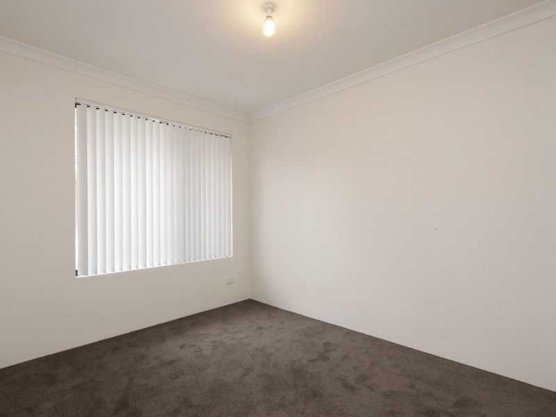 2/9 Bickley Rd, Cannington WA 6107