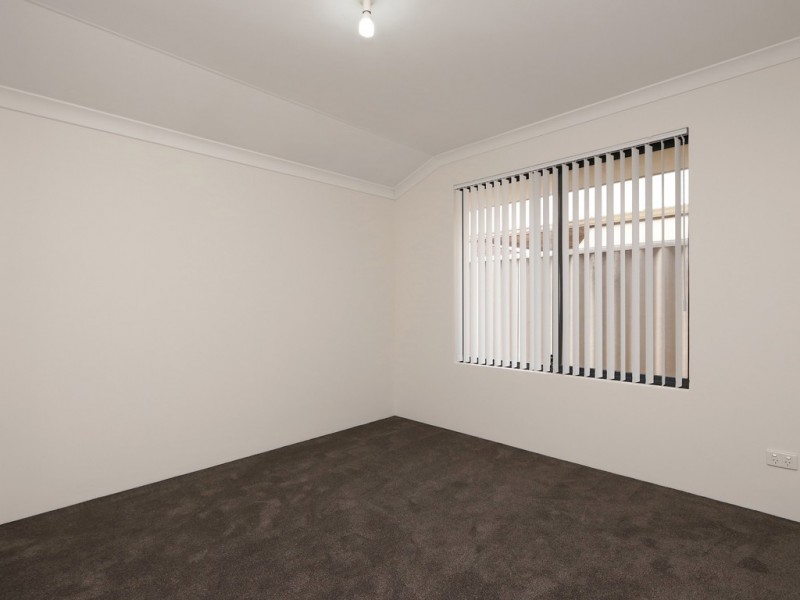 2/9 Bickley Rd, Cannington WA 6107